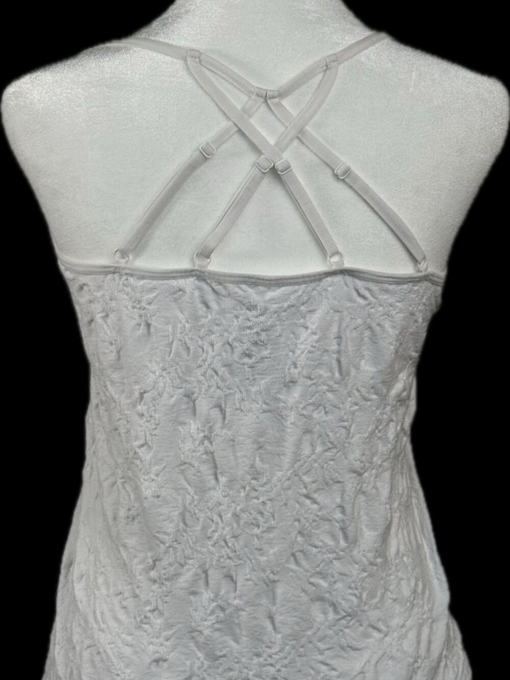 BY ANTHROPOLOGIE Strappy White Floral Burnout Black Camisole Top, Size Medium